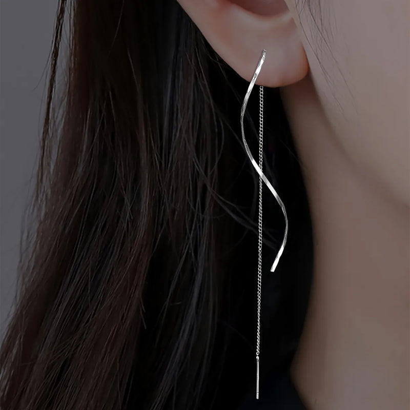 Minimalist Wavy Threader Earrings